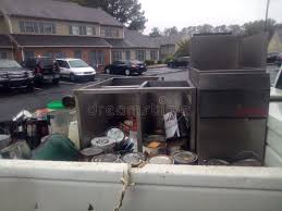 Best Garage Cleanout  in Lewisburg, OH